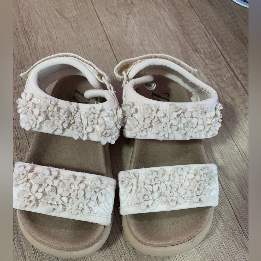 Zara sandals for baby girl size 7